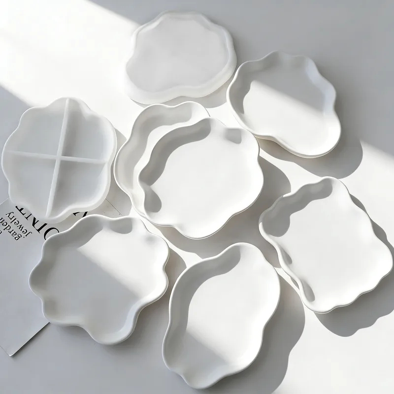Resin Art Tray - 2026 DIY Geometric Wave Plaster Coaster