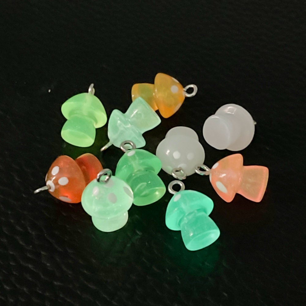 16pcs Luminous Mushroom Charms - đánh giá và giá Resin Art Box